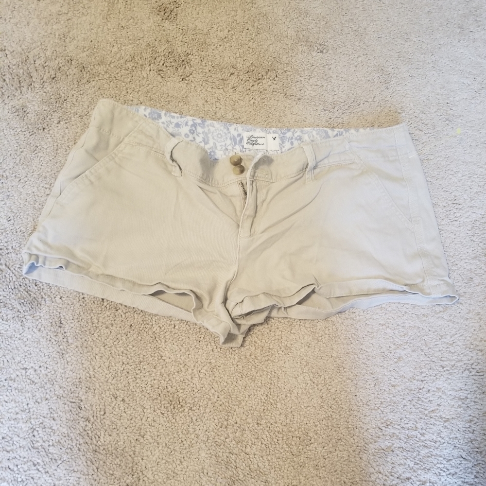 American Eagle Short Shorts
